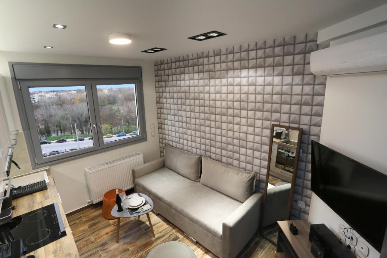 La Larissa Luxury Apartments Dafne Eksteriør bilde