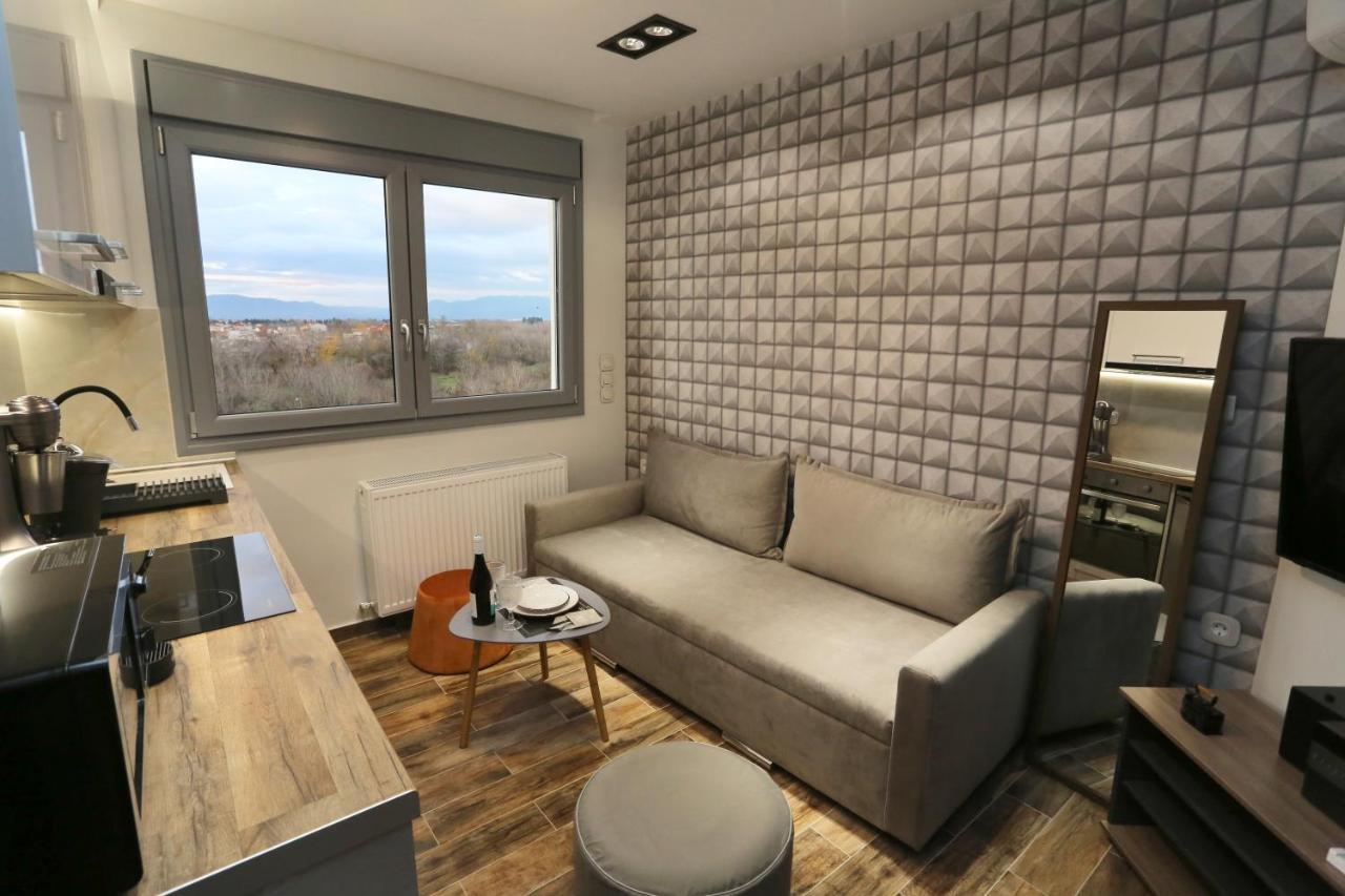 La Larissa Luxury Apartments Dafne Eksteriør bilde